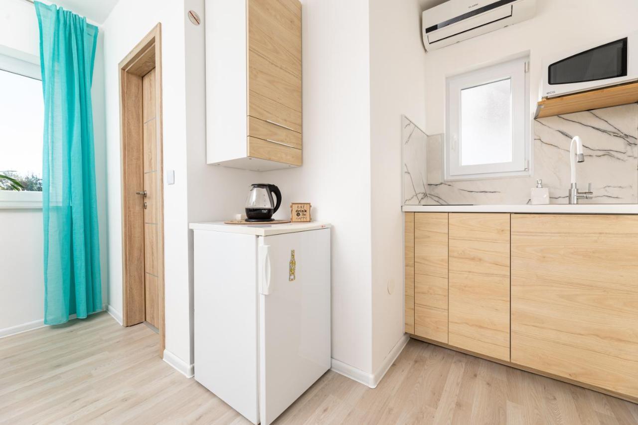 Apartments Aisa* Countryside Holiday Just 500M From The Beach! Кърк Екстериор снимка